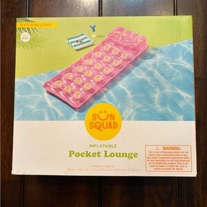 Sun Squad Inflatable Pocket Lounge Float - Pink